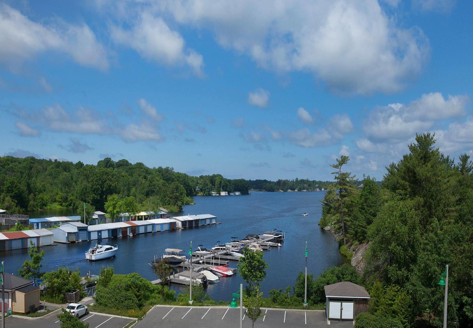 Residence Inn By Marriott Gravenhurst Muskoka Wharf Екстериор снимка